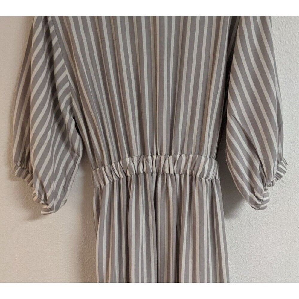 Women's Ann Taylor Loft Lounge Gray & White Striped Button Front Belted Dress M - Picture 8 of 11